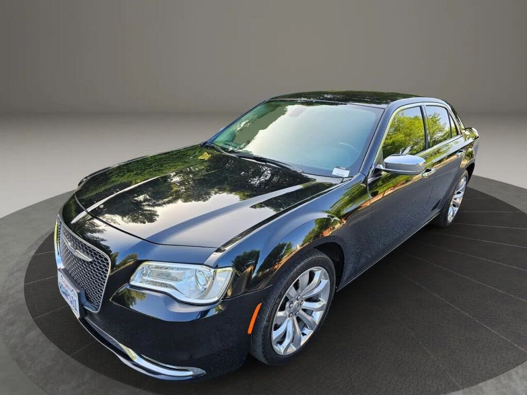 2018 Chrysler 300 Limited RWD
