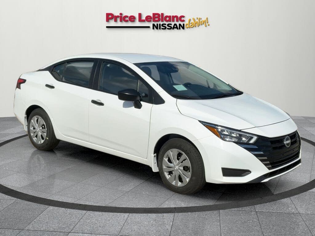 2025 Nissan Versa S FWD