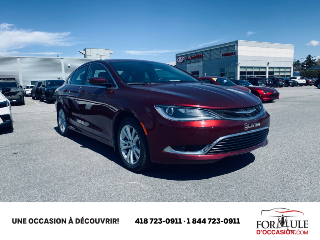 2015 Chrysler 200 Limited Sedan FWD
