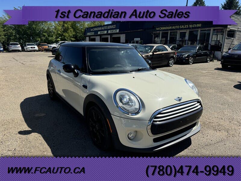 2015 MINI Cooper 2-Door Hatchback FWD