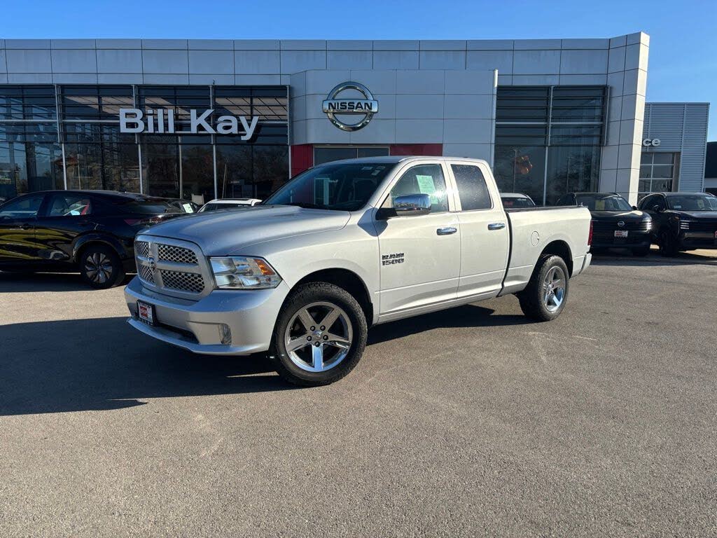 2018 RAM 1500 Express Quad Cab 4WD
