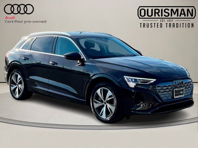 2024 Audi Q8 e-tron quattro Premium Plus AWD