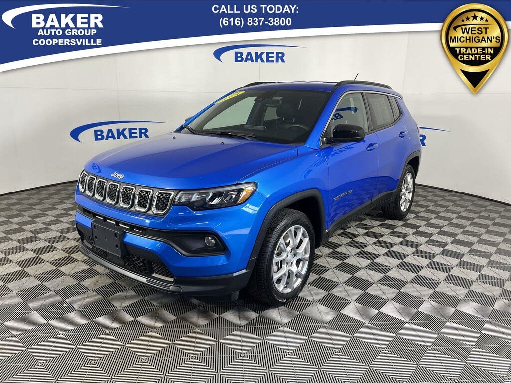 2024 Jeep Compass Latitude Lux 4WD