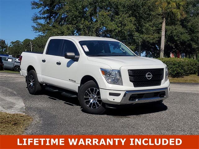 2024 Nissan Titan SV Crew Cab 4WD