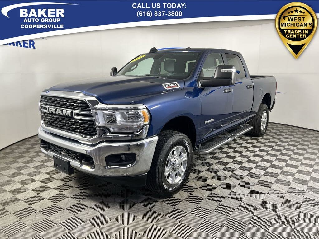 2024 RAM 2500 Big Horn Crew Cab 4WD
