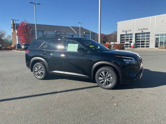 2025 Nissan Pathfinder SV 4WD