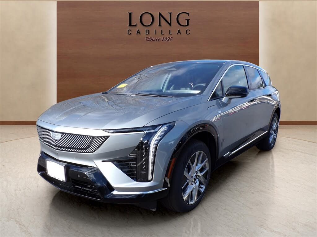 2026 Cadillac OPTIQ Luxury AWD