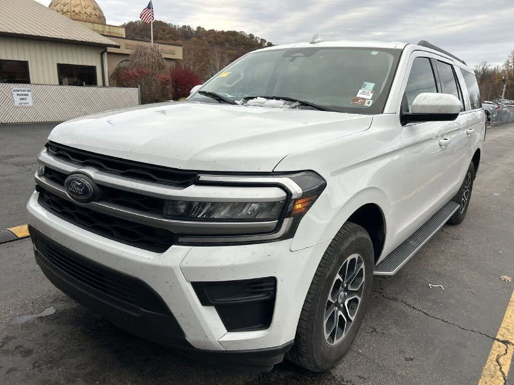 2023 Ford Expedition MAX XLT RWD