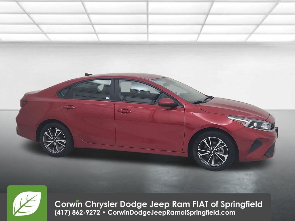 2024 Kia Forte LXS FWD