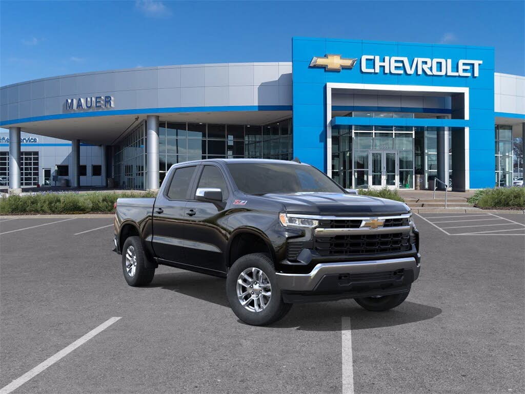 2026 Chevrolet Silverado 1500 LT Crew Cab 4WD