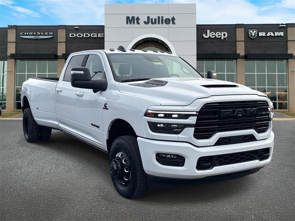 2026 RAM 3500 Laramie Crew Cab LB DRW 4WD