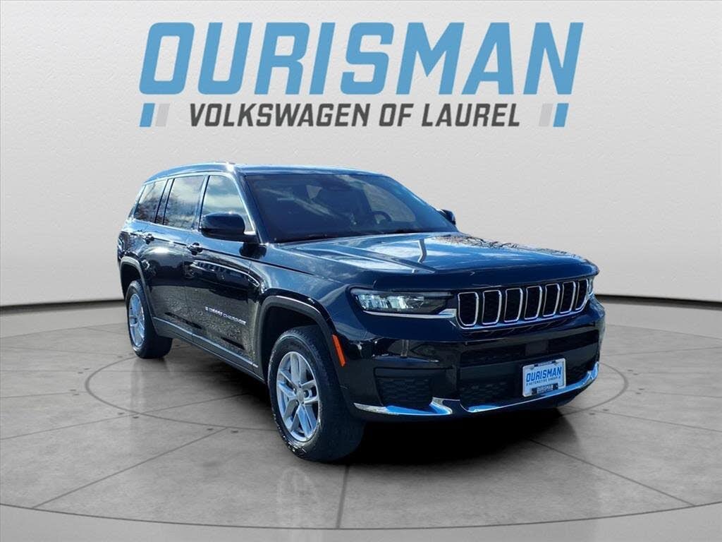2022 Jeep Grand Cherokee L Laredo 4WD