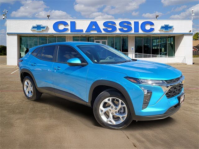 2025 Chevrolet Trax LS FWD