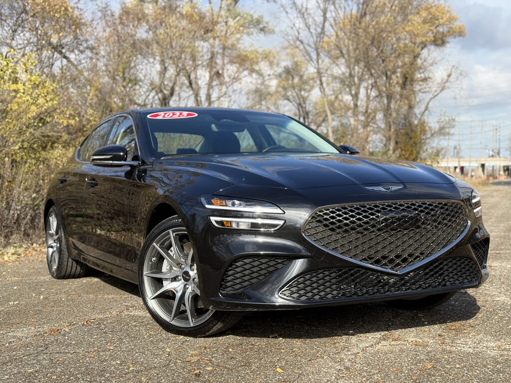 2025 Genesis G70 2.5T Standard RWD