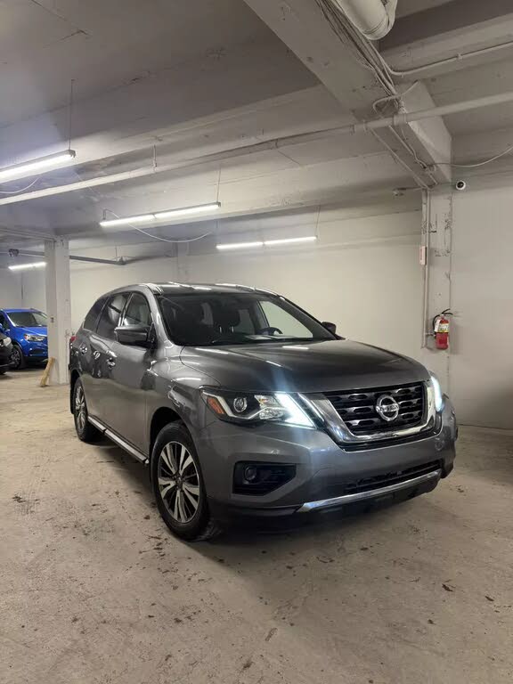 2018 Nissan Pathfinder S