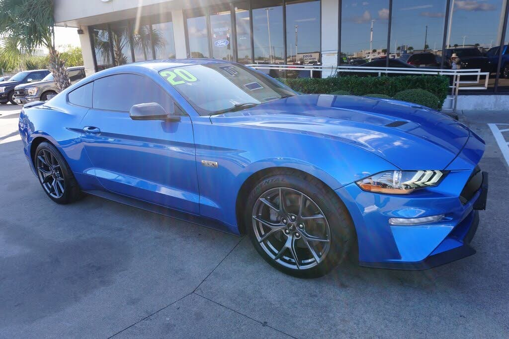 2020 Ford Mustang EcoBoost Coupe RWD