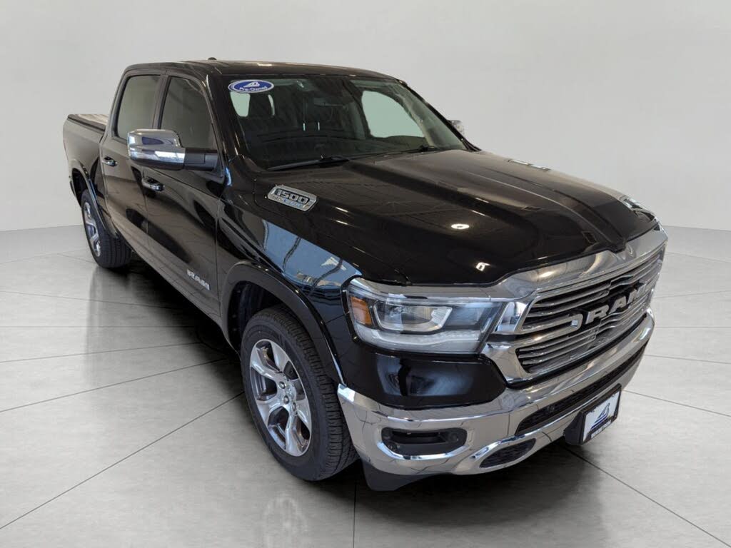 2022 RAM 1500 Laramie Crew Cab 4WD