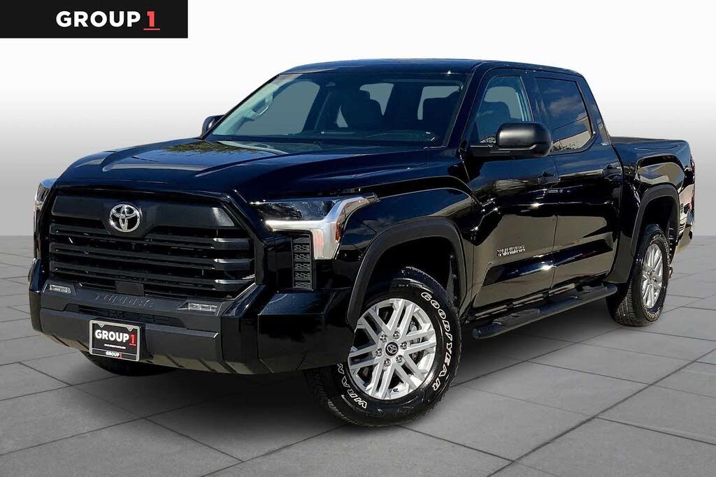 2024 Toyota Tundra SR5 CrewMax Cab 4WD