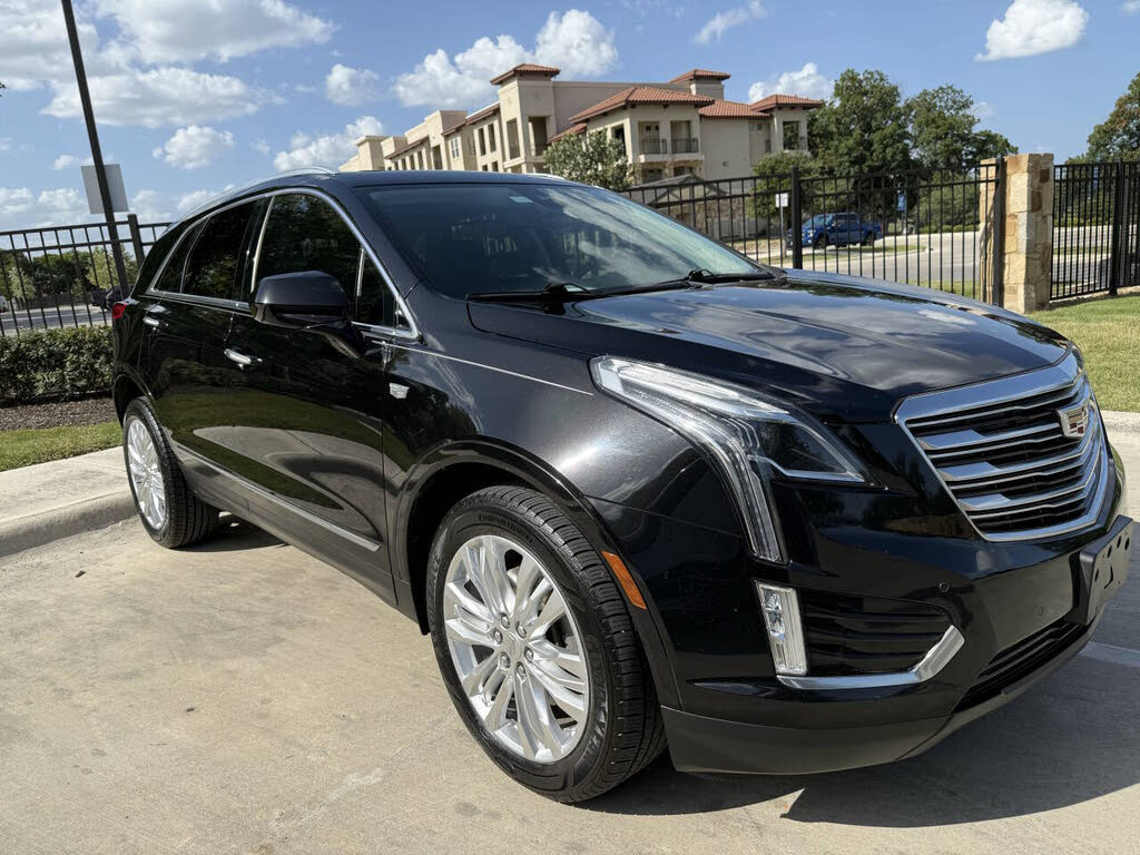 2017 Cadillac XT5 Premium Luxury FWD