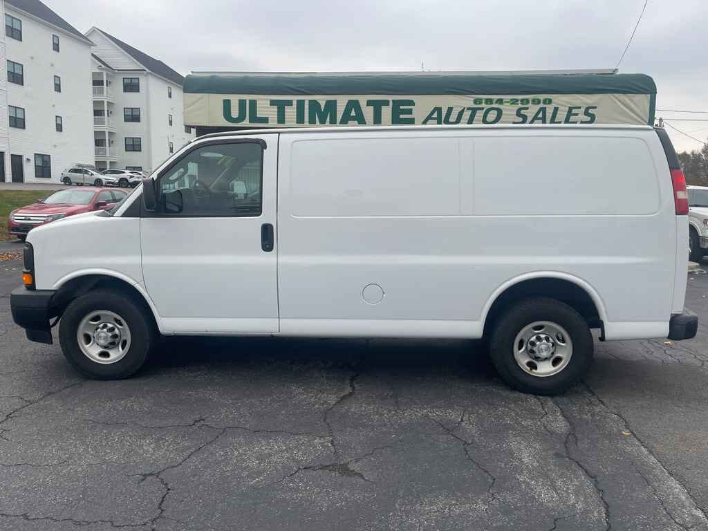 2017 Chevrolet Express Cargo 2500 RWD