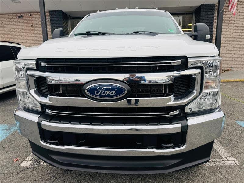 2022 Ford F-350 Super Duty XL Crew Cab 4WD