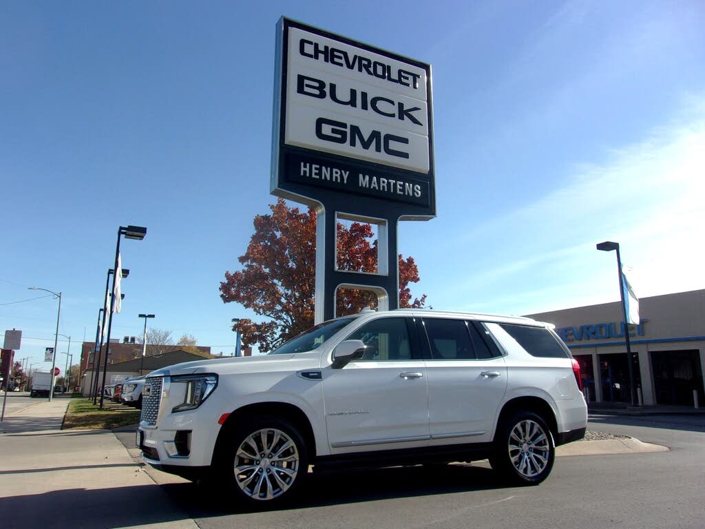 2023 GMC Yukon Denali 4WD