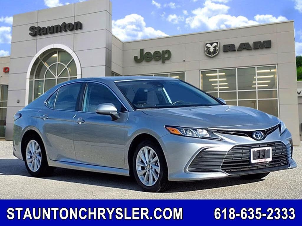 2024 Toyota Camry LE FWD