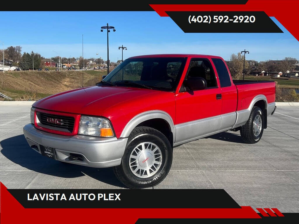 2001 GMC Sonoma SL Extended Cab Short Bed 4WD