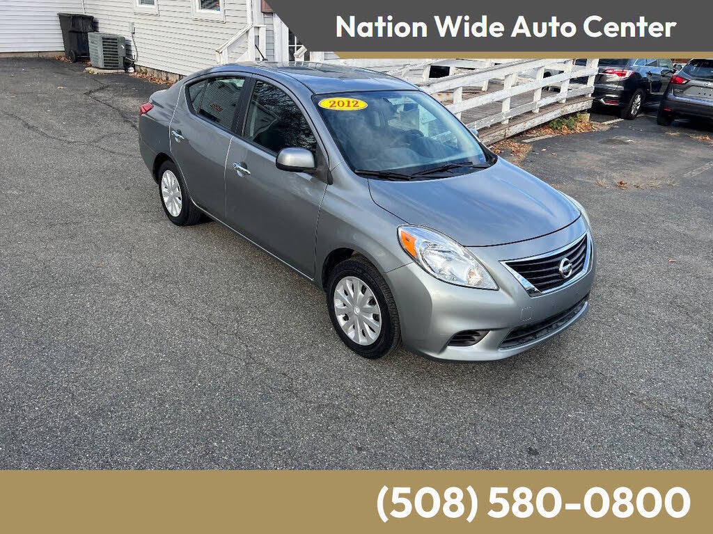 2012 Nissan Versa 1.6 SV