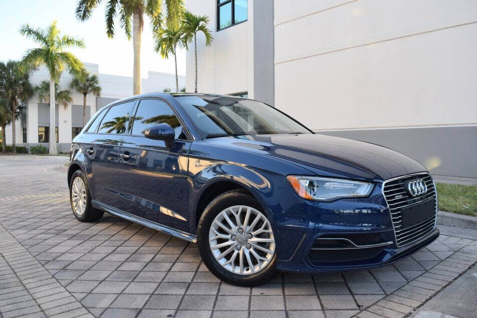 2016 Audi A3 Sportback e-tron 1.4T Premium FWD