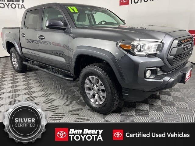 2017 Toyota Tacoma SR5 V6 Double Cab RWD