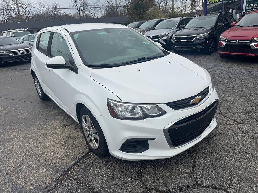 2019 Chevrolet Sonic LT Fleet Hatchback FWD