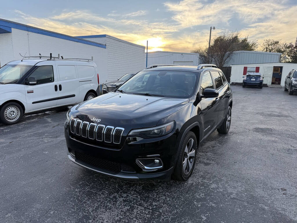 2019 Jeep Cherokee Limited FWD