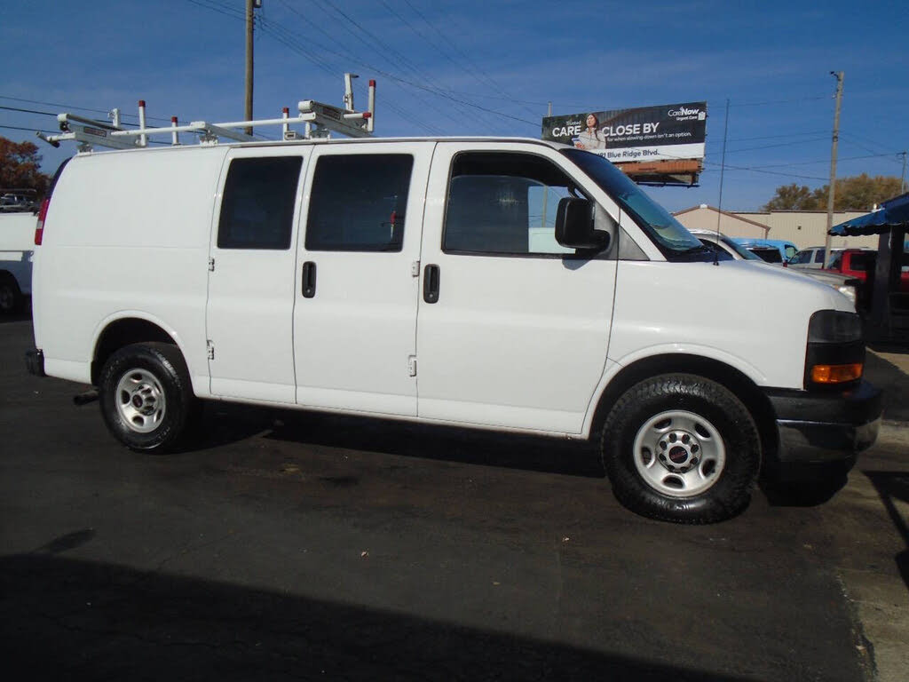 2020 GMC Savana Cargo 2500 RWD