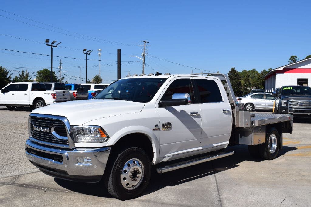 2018 RAM 3500 Laramie Longhorn Crew Cab LB DRW 4WD