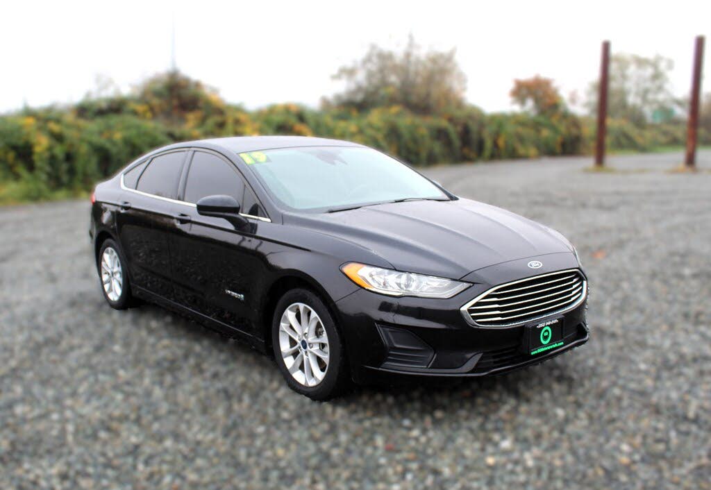 2019 Ford Fusion Hybrid SE FWD