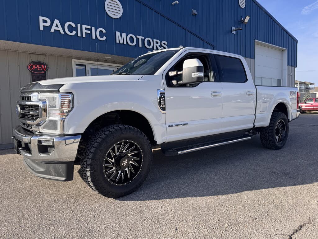 2021 Ford F-250 Super Duty Lariat Crew Cab 4WD