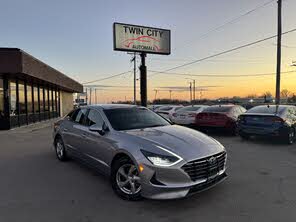 Hyundai Sonata SE FWD