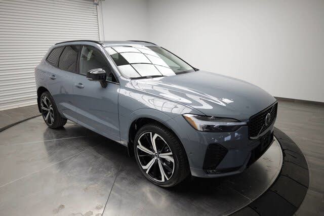 Volvo XC60 B5 Ultimate Dark Theme AWD 2024