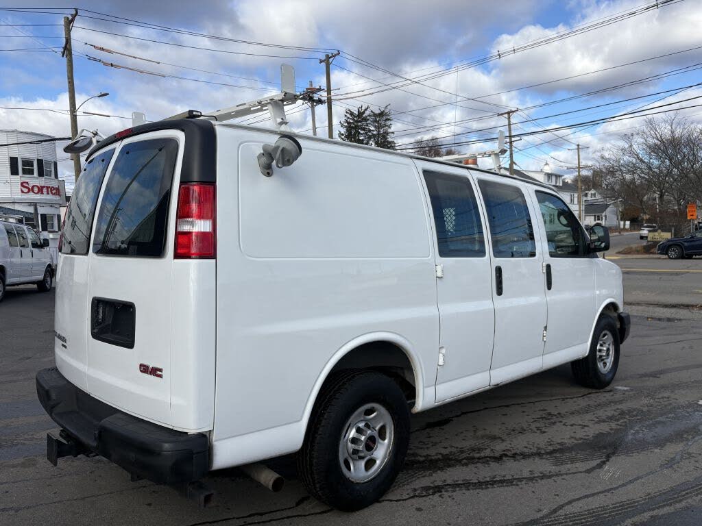 2014 GMC Savana Cargo 2500 RWD