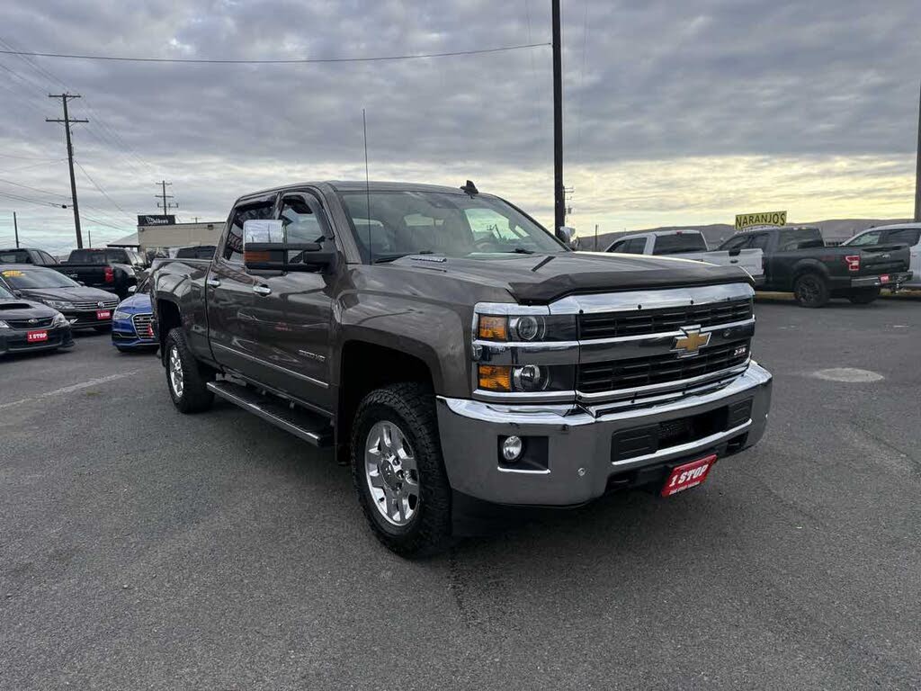 2015 Chevrolet Silverado 3500HD LTZ Crew Cab 4WD