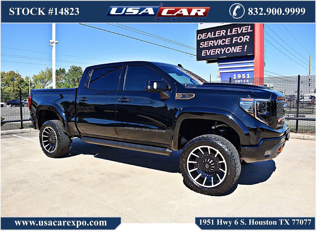 2024 GMC Sierra 1500 AT4 Crew Cab 4WD
