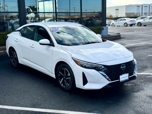 2024 Nissan Sentra SV FWD