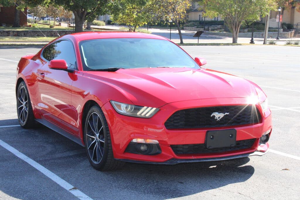 2016 Ford Mustang EcoBoost Coupe RWD