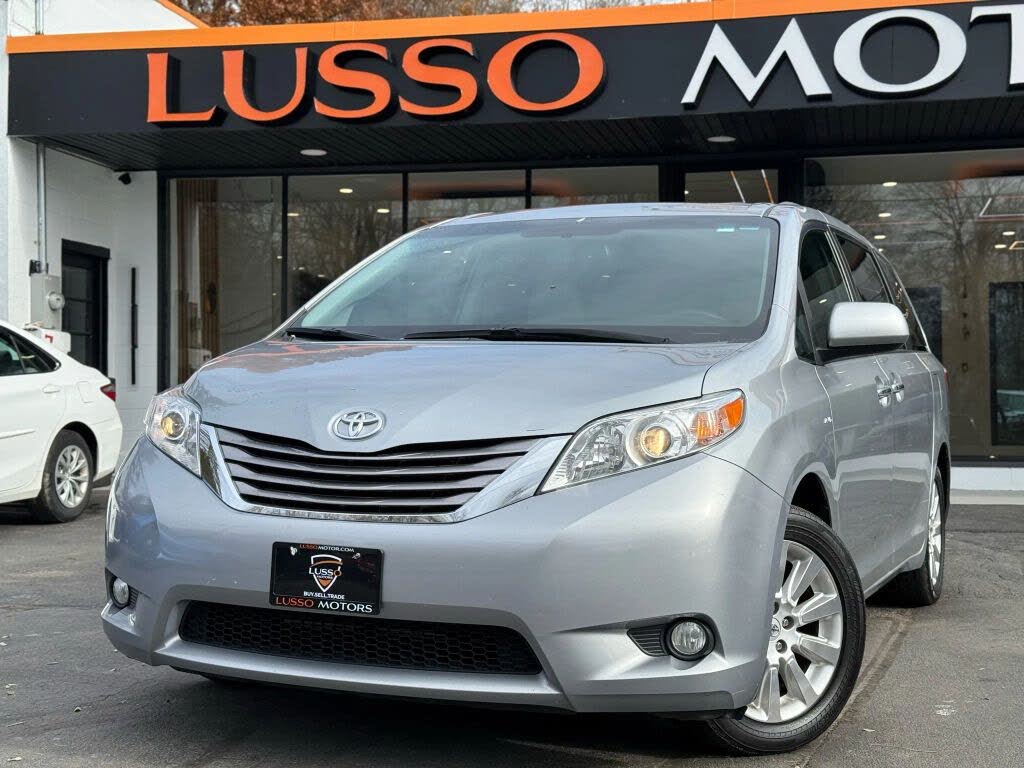 2016 Toyota Sienna Limited Premium 7-Passenger AWD