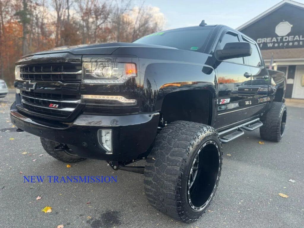 2017 Chevrolet Silverado 1500 LTZ Z71 Crew Cab 4WD