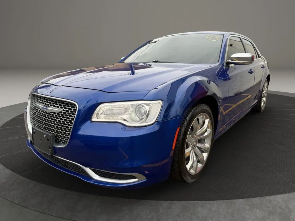 2018 Chrysler 300 Touring RWD