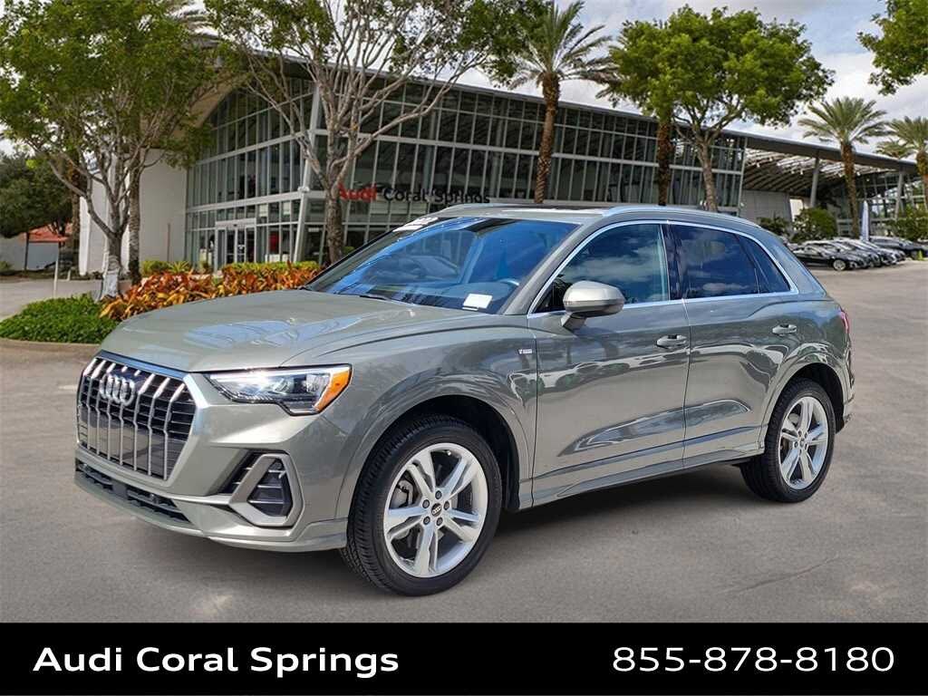 2022 Audi Q3 quattro Premium S Line 45 TFSI