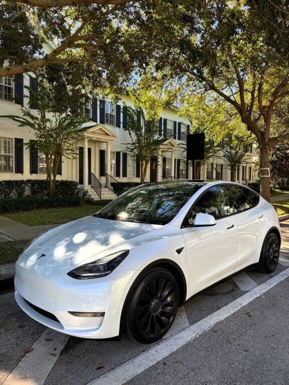 2022 Tesla Model Y Performance AWD