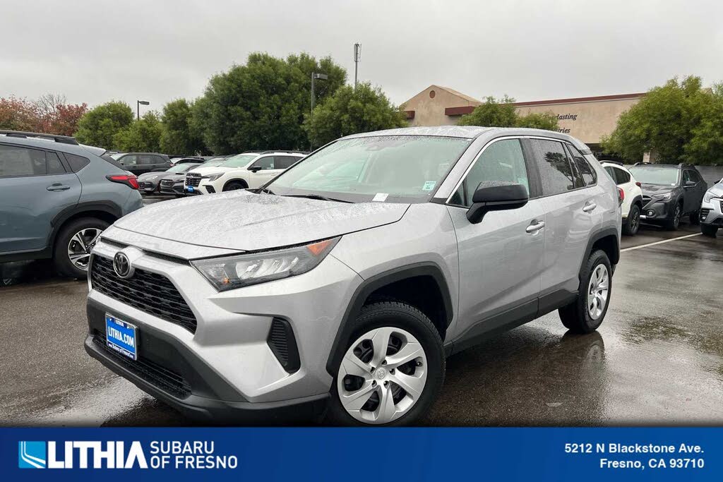 2022 Toyota RAV4 LE FWD